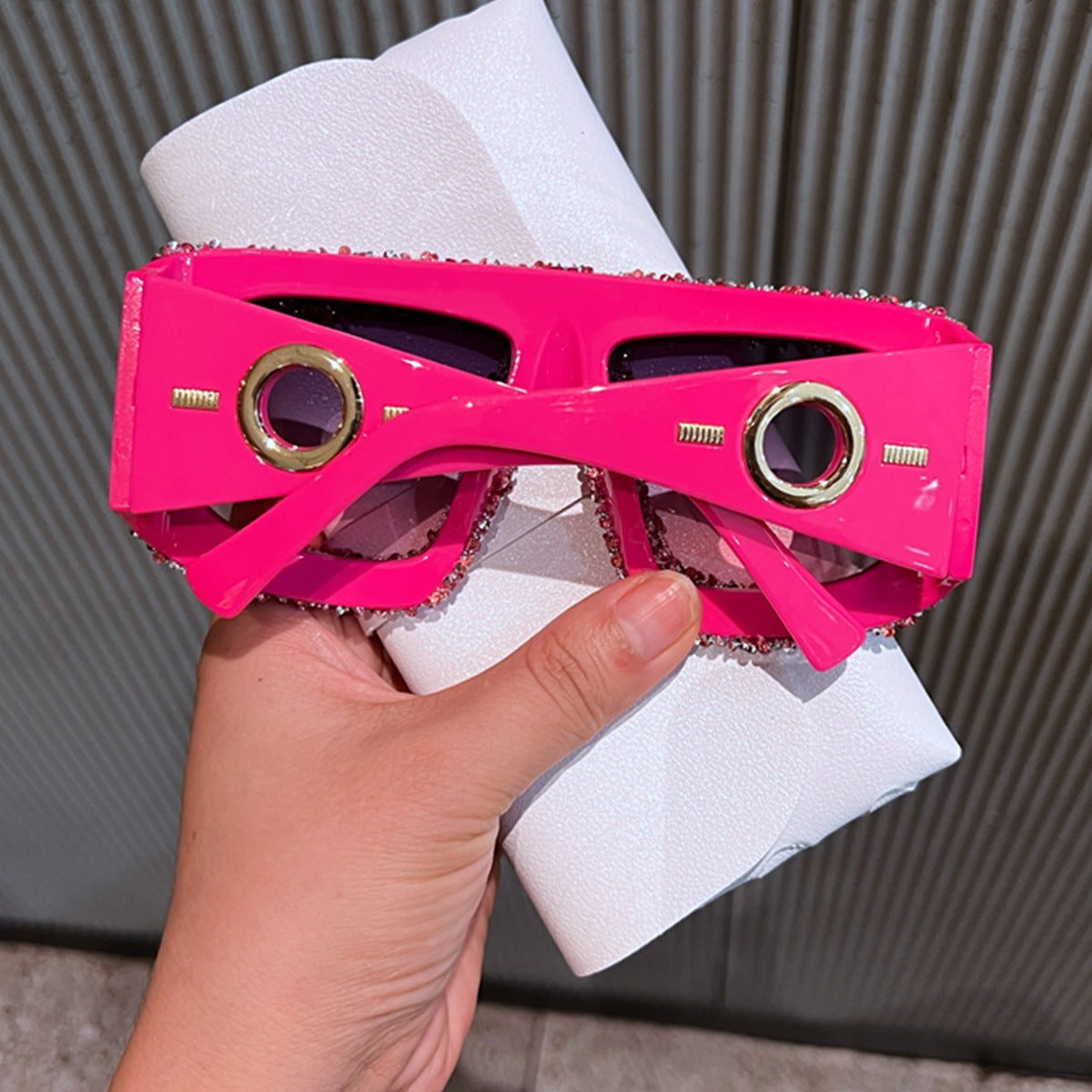 Damen Sonnenbrille mit extravaganten Strassdetails Brehn