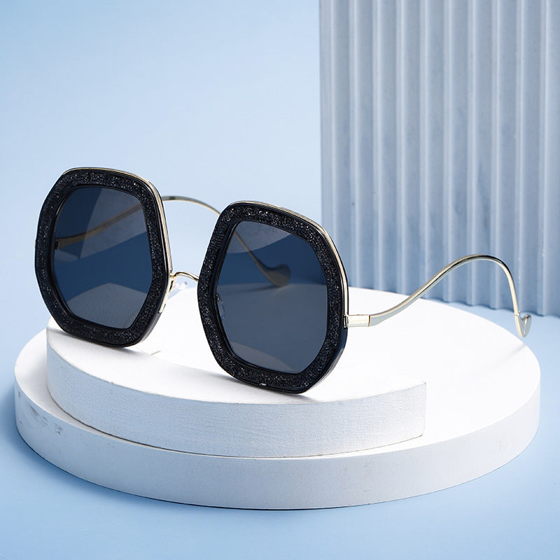 Damen geometrische Sonnenbrille mit luxuriösem Rahmen Brehn