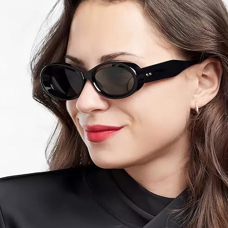 Damen modische Sonnenbrille im eleganten Retro-Stil Brehn