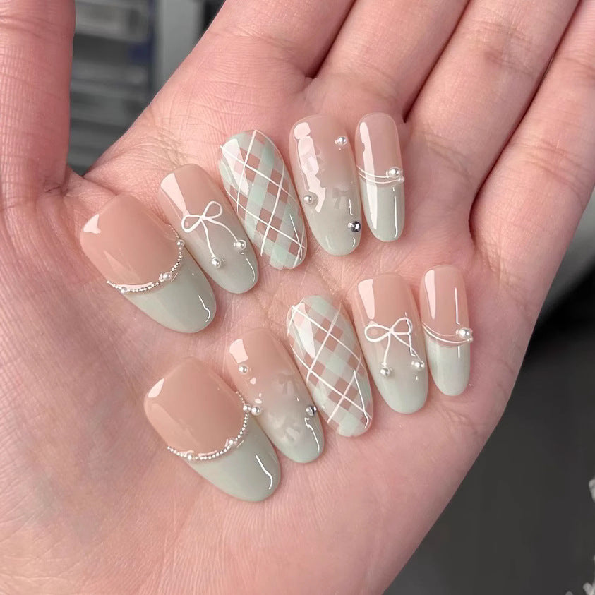 Dekoratives Press-On Nagelkunst Set Brehn
