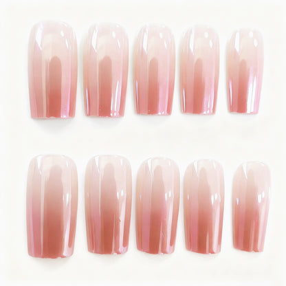 Glänzende Ombre-Nagelverzierungen Brehn