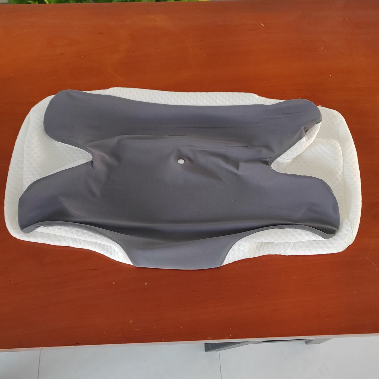 Ergonomisches Kontur-Kissen Mit Kühlender Oberfläche Brehn