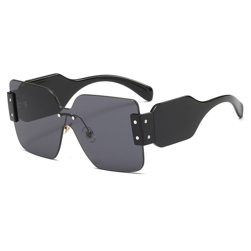 Damen modische flache Sonnenbrille mit kreativem Design Brehn