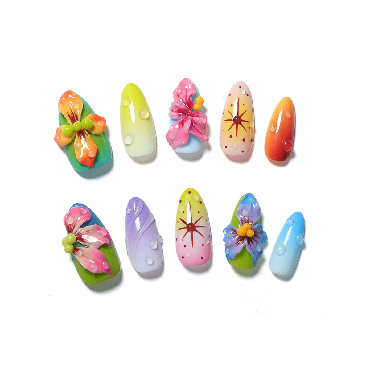Kreatives Nagelset mit handgefertigten Blumenelementen Brehn