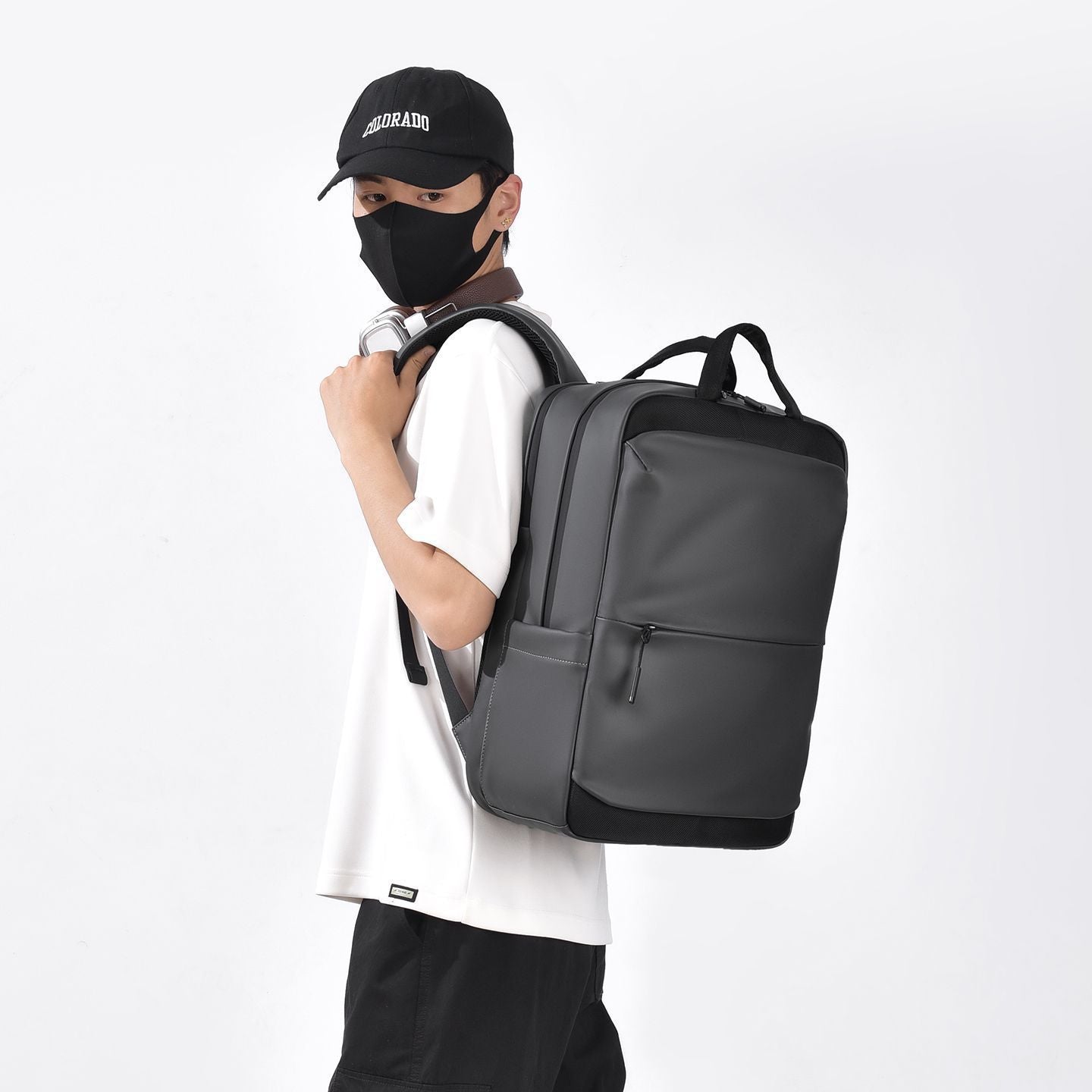 Stylischer Laptop-Rucksack mit Mehreren Fächern Brehn
