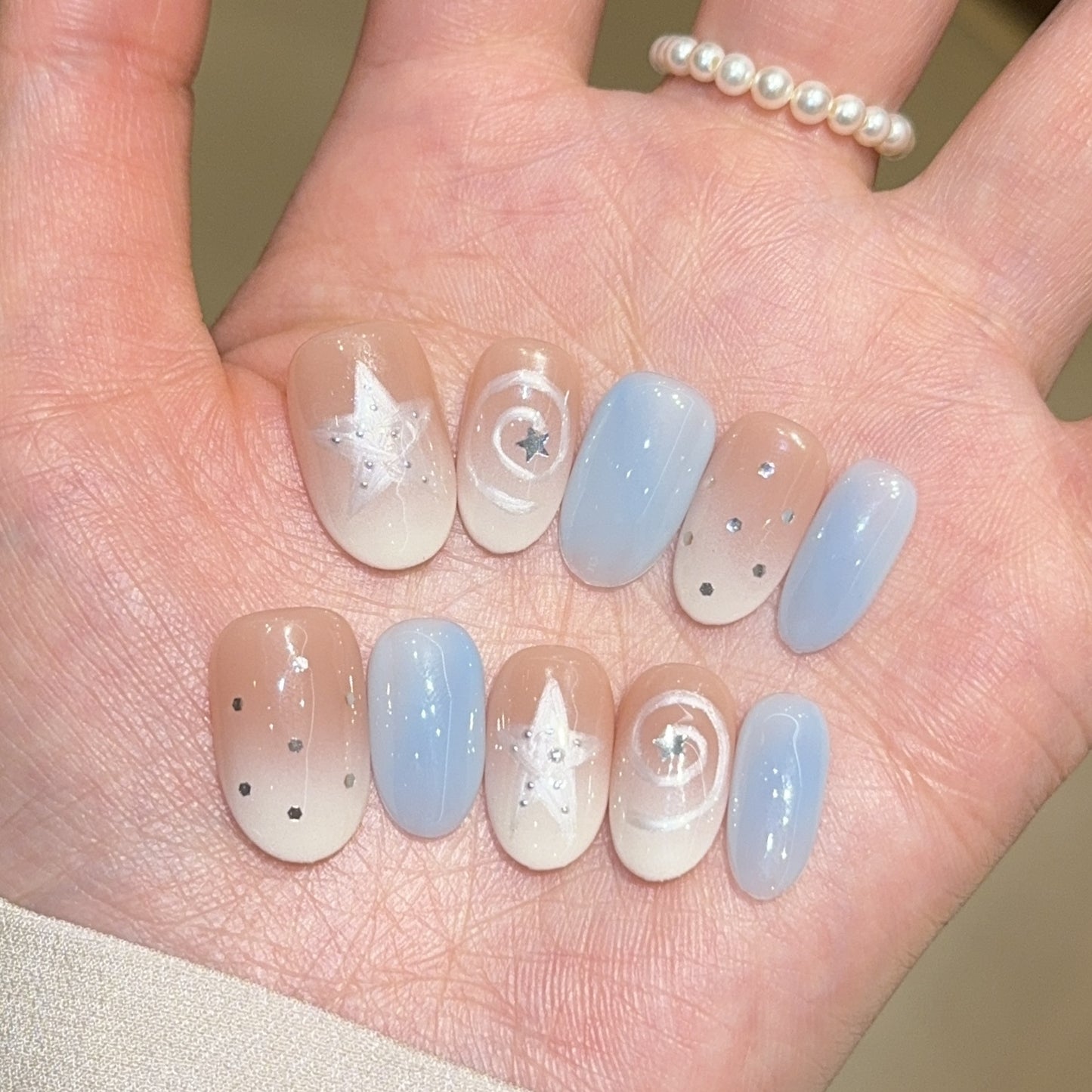 Künstliche Nagelspitzen Im Funkelnden Sternen-Design Brehn
