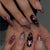 Kreatives Kunstnagelset mit Leoparden- und Glitzerakzenten Brehn
