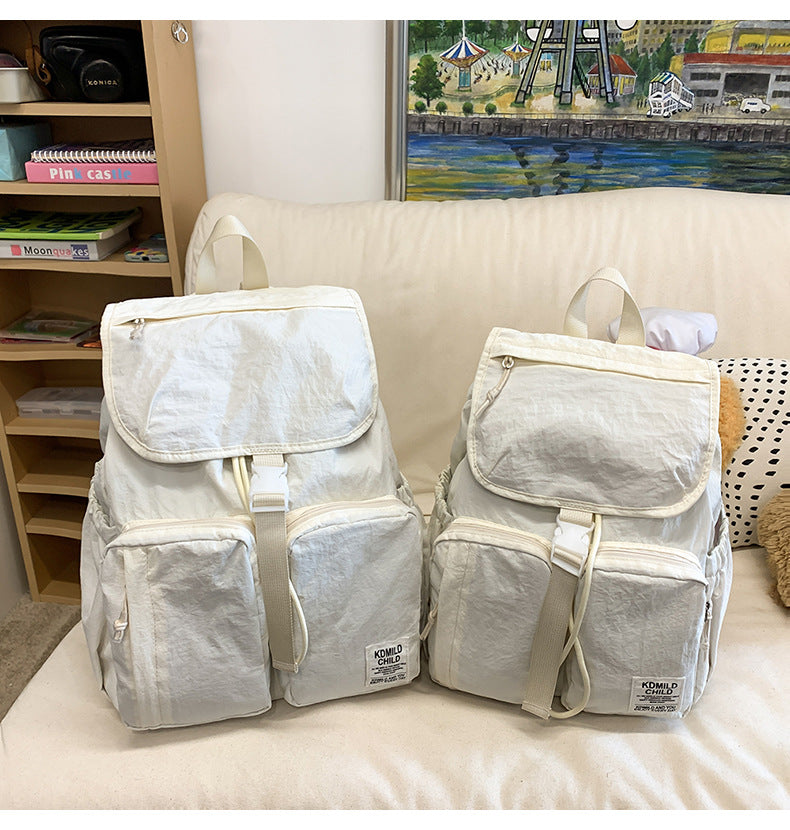 Geräumiger Mehrfachtaschen-Rucksack