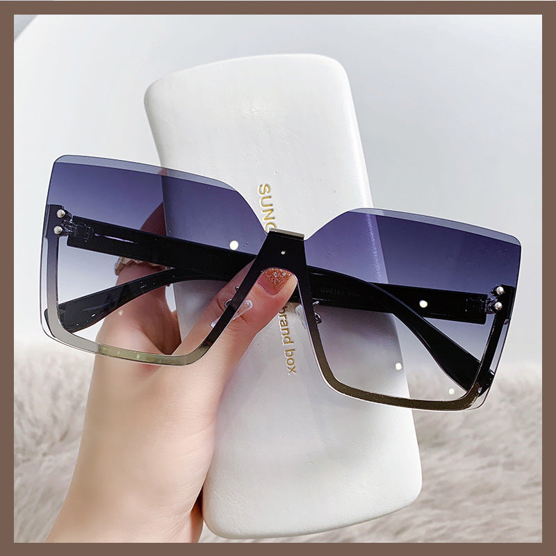 Damen Oversized Sonnenbrille im modernem Design mit UV-Schutz Brehn