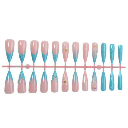 Kunstnagelset mit filigranen Designs Brehn