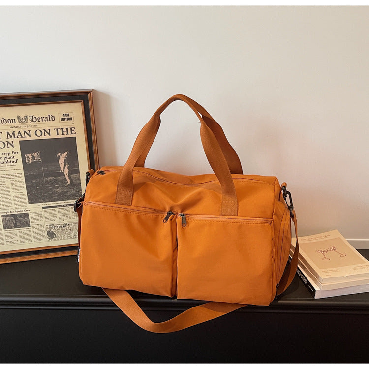 Vielseitige Reisetasche mit mehreren Stauraumfächern Brehn