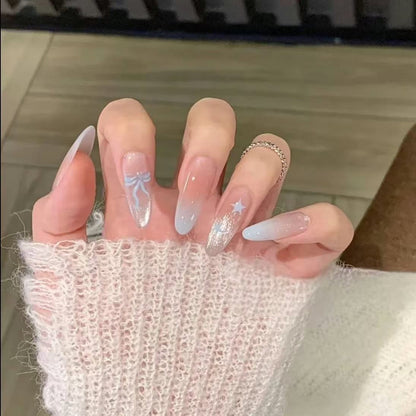 Kreatives Thematisches Press-On Nageldesign Brehn