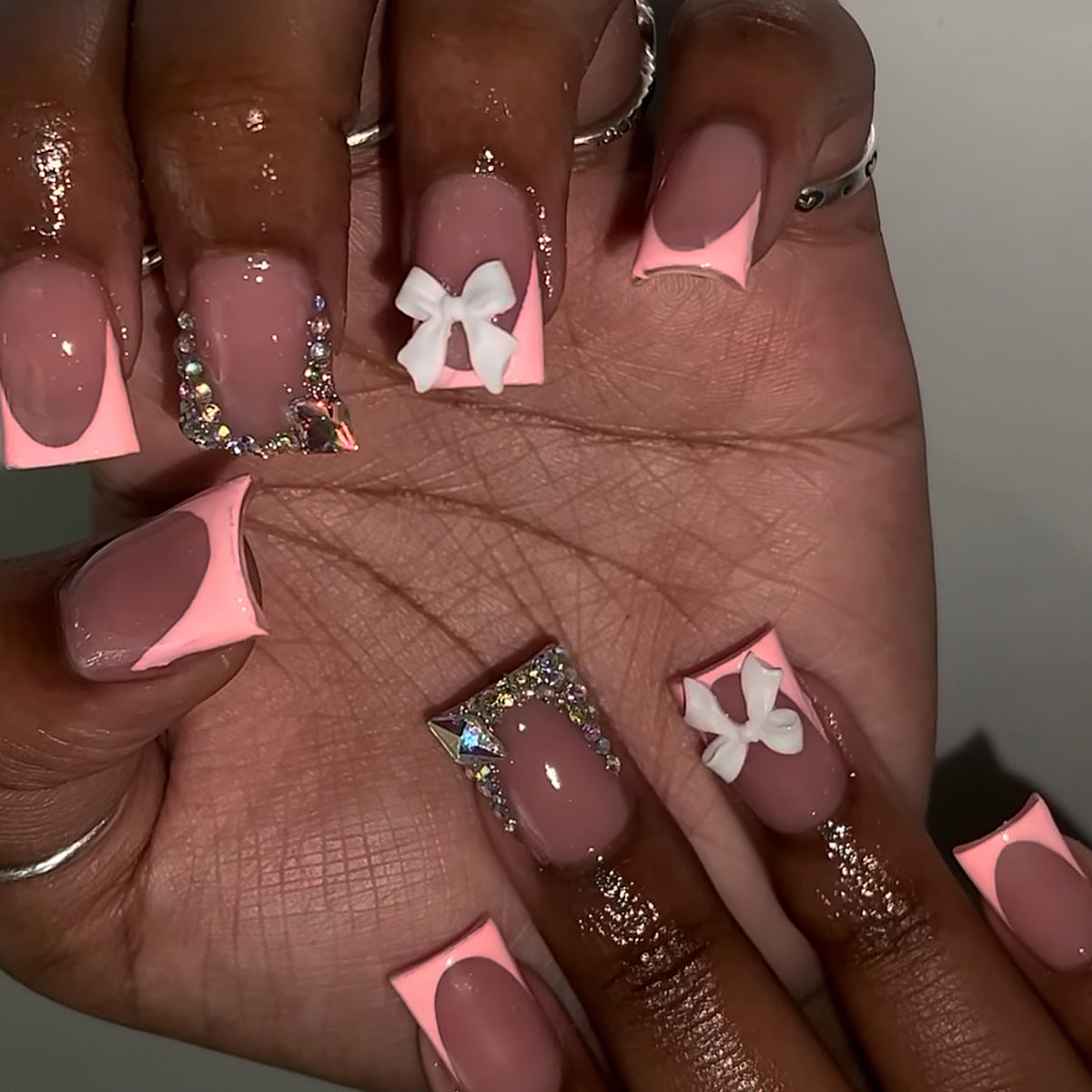 Elegantes Designer Press-On Nail Set Brehn