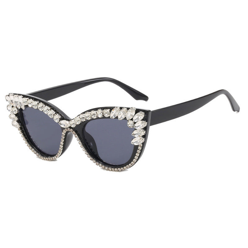 Damen Glamouröse Cat-Eye Sonnenbrille mit extravagantem Crystal-Verzierung Brehn