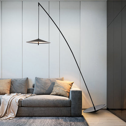 Bogen Stehlampe mit elegantem Design