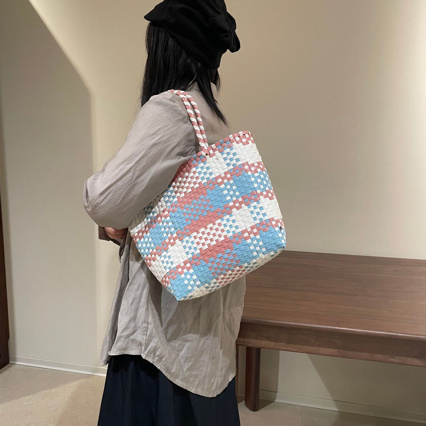 Handgewebte Freizeit-Tasche Im Modernen Design Brehn