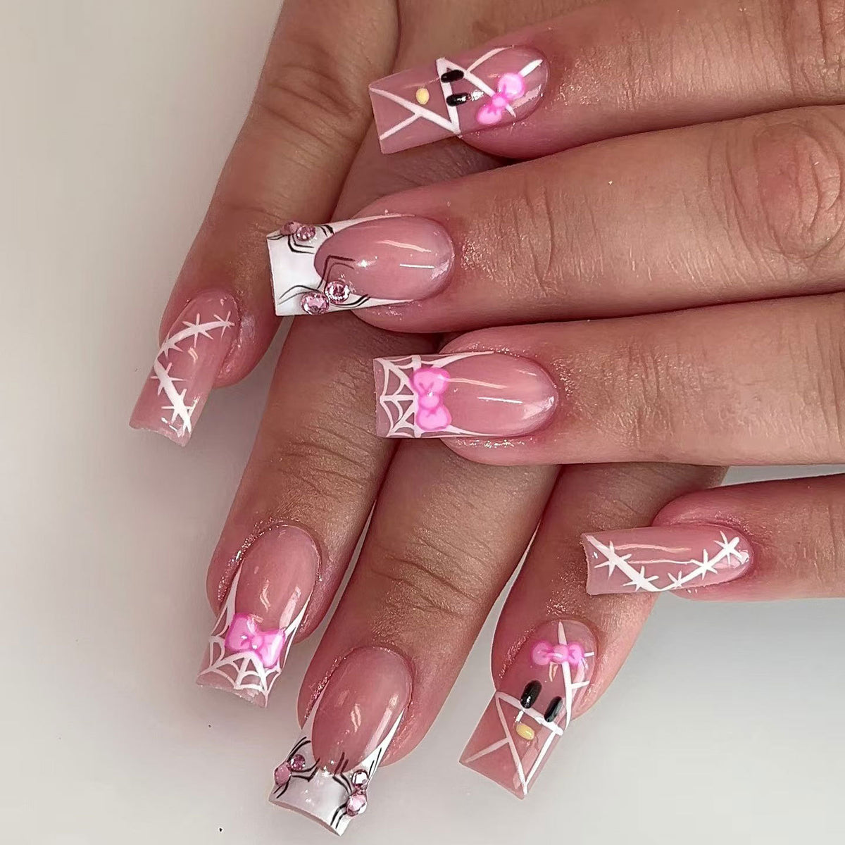 Themenhafte dekorative Drucknägel Brehn
