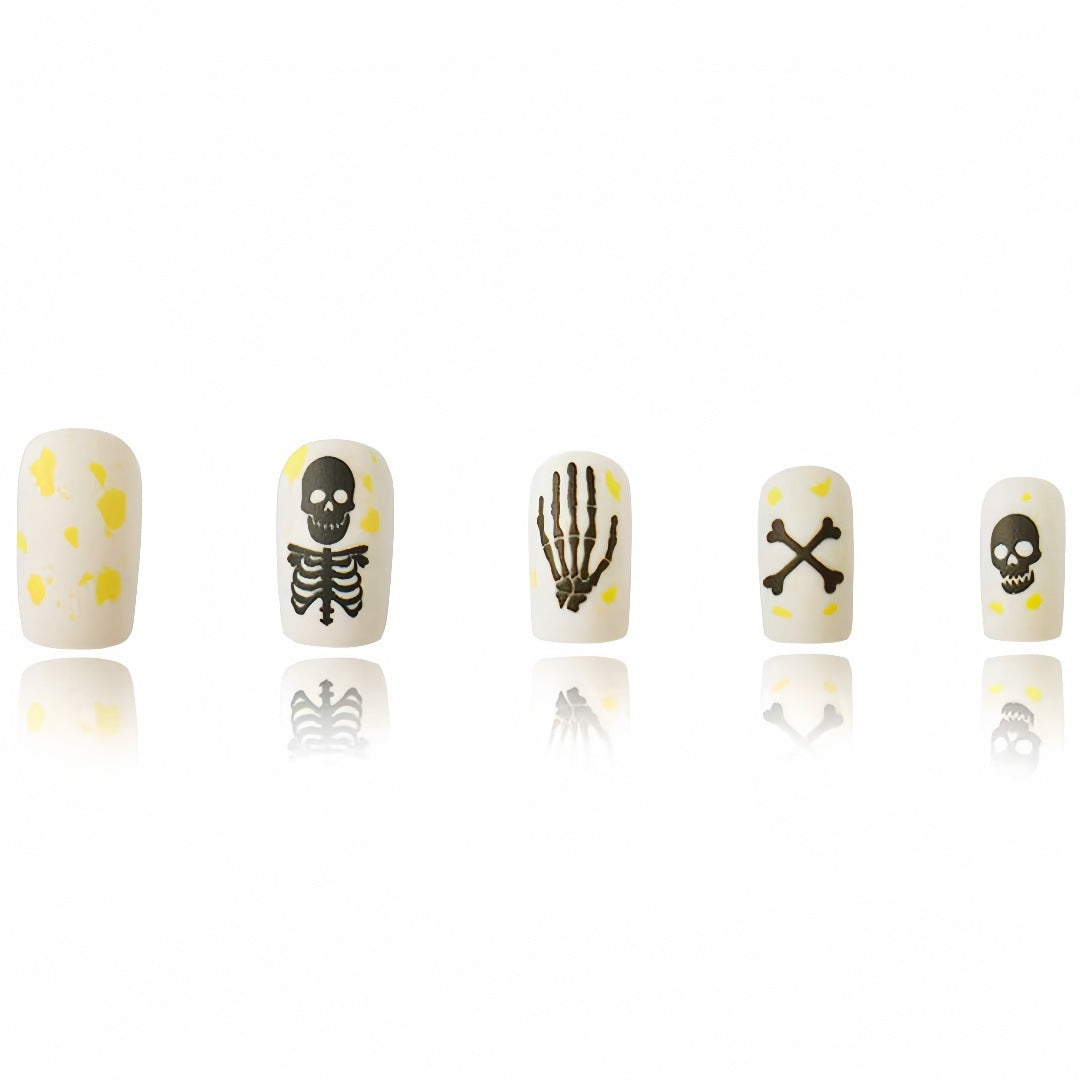 Kreatives Skelett-Nagelkunstdesign Brehn