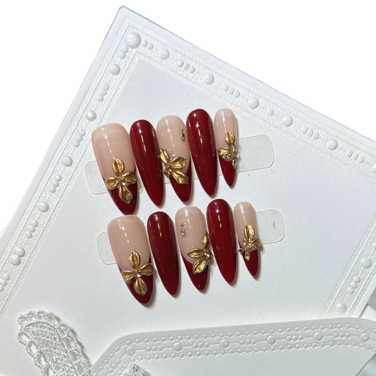 Luxuriöser Floraler Acrylnagel-Set Brehn