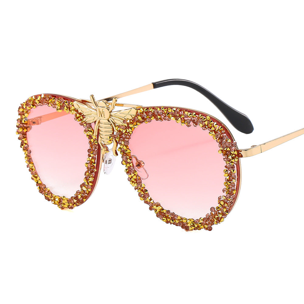 Damen Glamouröse Oversize-Sonnenbrille mit einzigartigem Schmuckrahmen Brehn