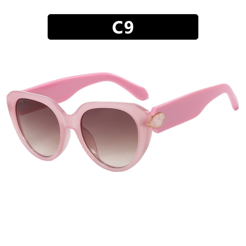 Damen Cat-Eye Sonnenbrille mit auffälligem Design und schützendem UV-Filter Brehn