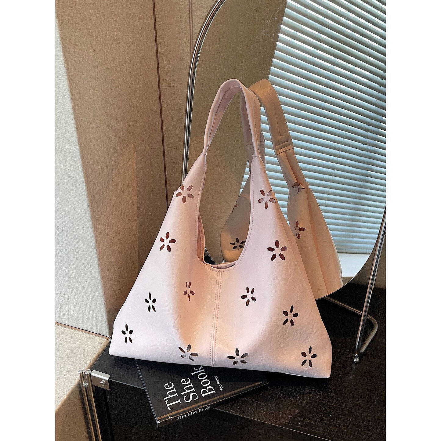 Floral Cut-Out Hobo Bag Brehn
