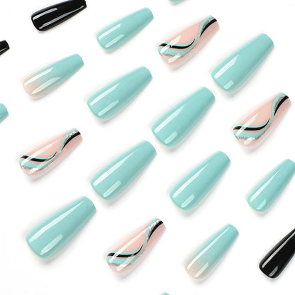 Kunstvolle Gel-Nagelverlängerungen im modernen Design Brehn