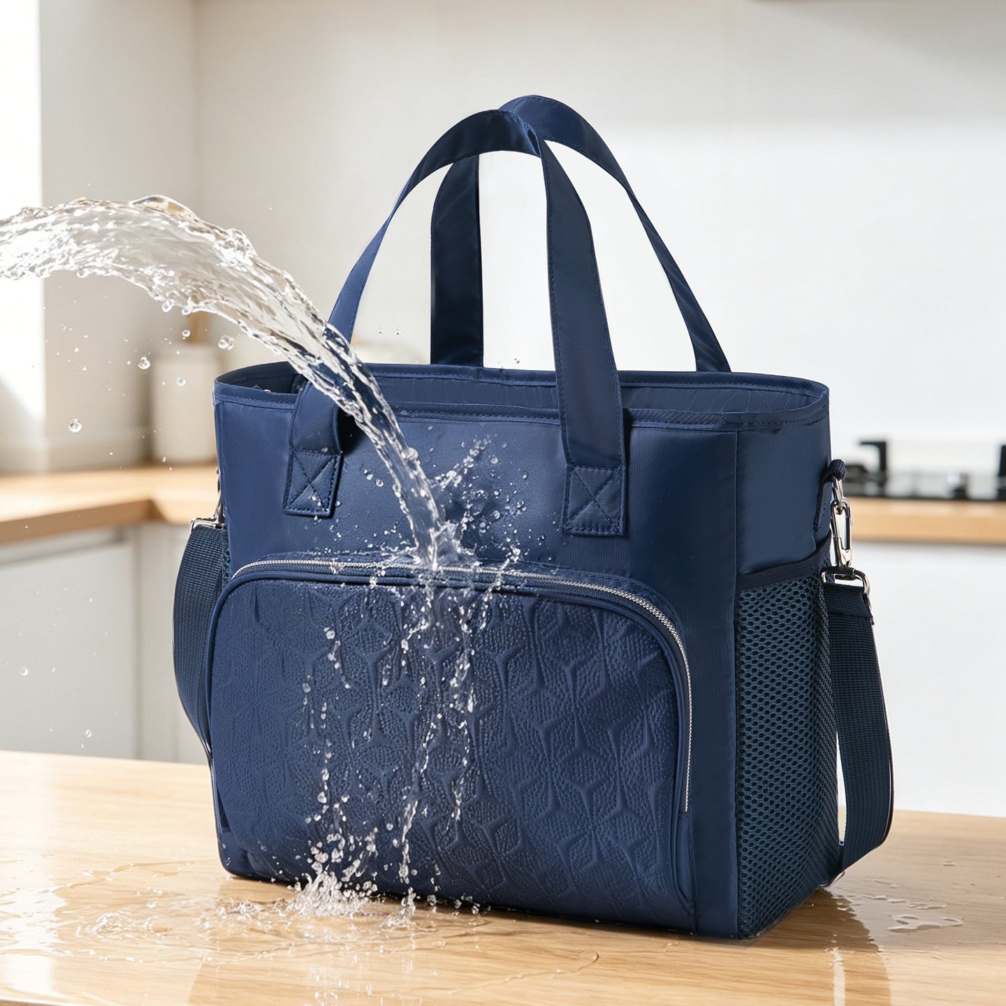 Isolierte Picknicktasche Brehn