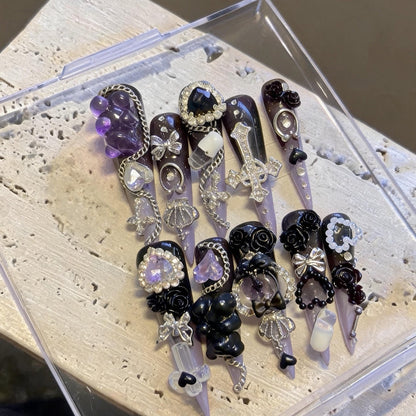 Dekoratives Gothic-Themen Press-On Nail Art Set