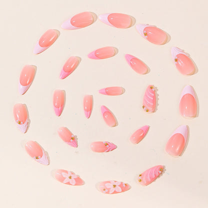 Elegante florale 3D Nagelkunstverlängerungen Brehn