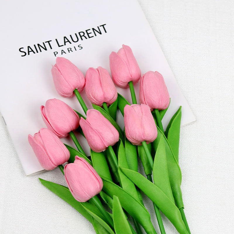 Realistische künstliche Tulpenstrauß