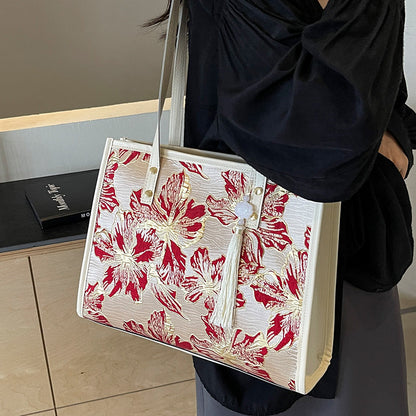 Floral bestickte Handtasche