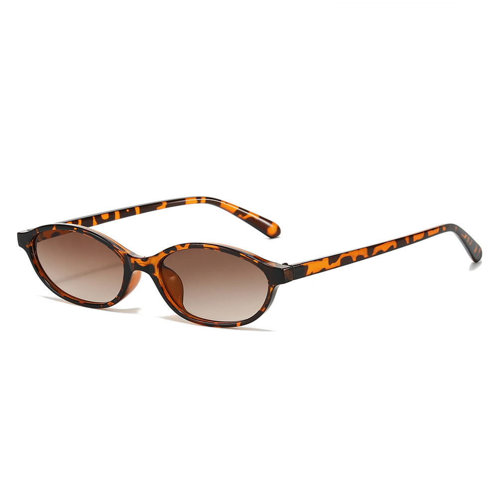 Retro-inspirierte schlanke ovale Sonnenbrille Brehn