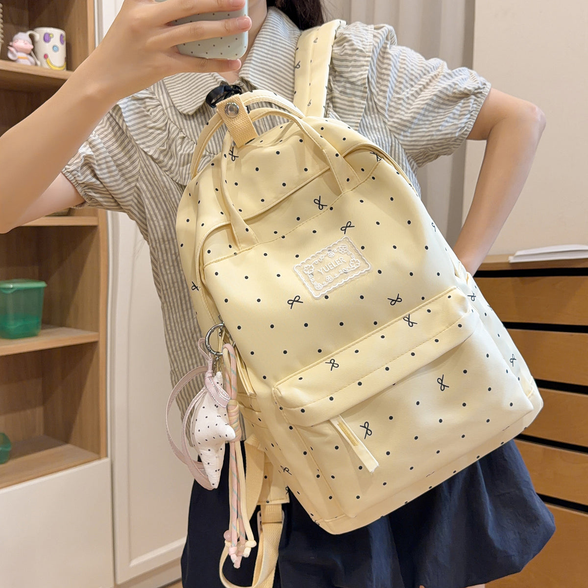 Stylischer gepunkteter Rucksack Brehn
