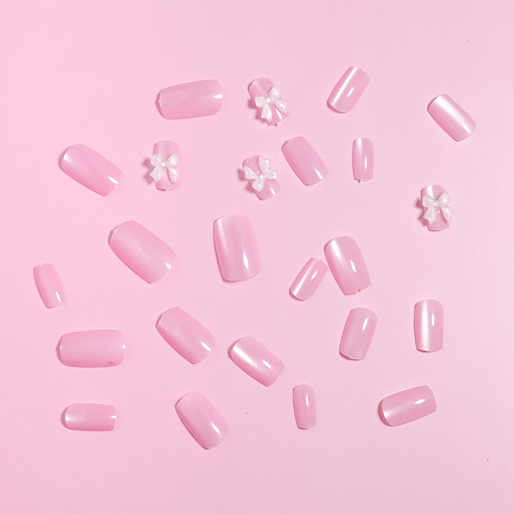 Charming Press-On Nail Set mit dekorativen Schleifenakzenten Brehn