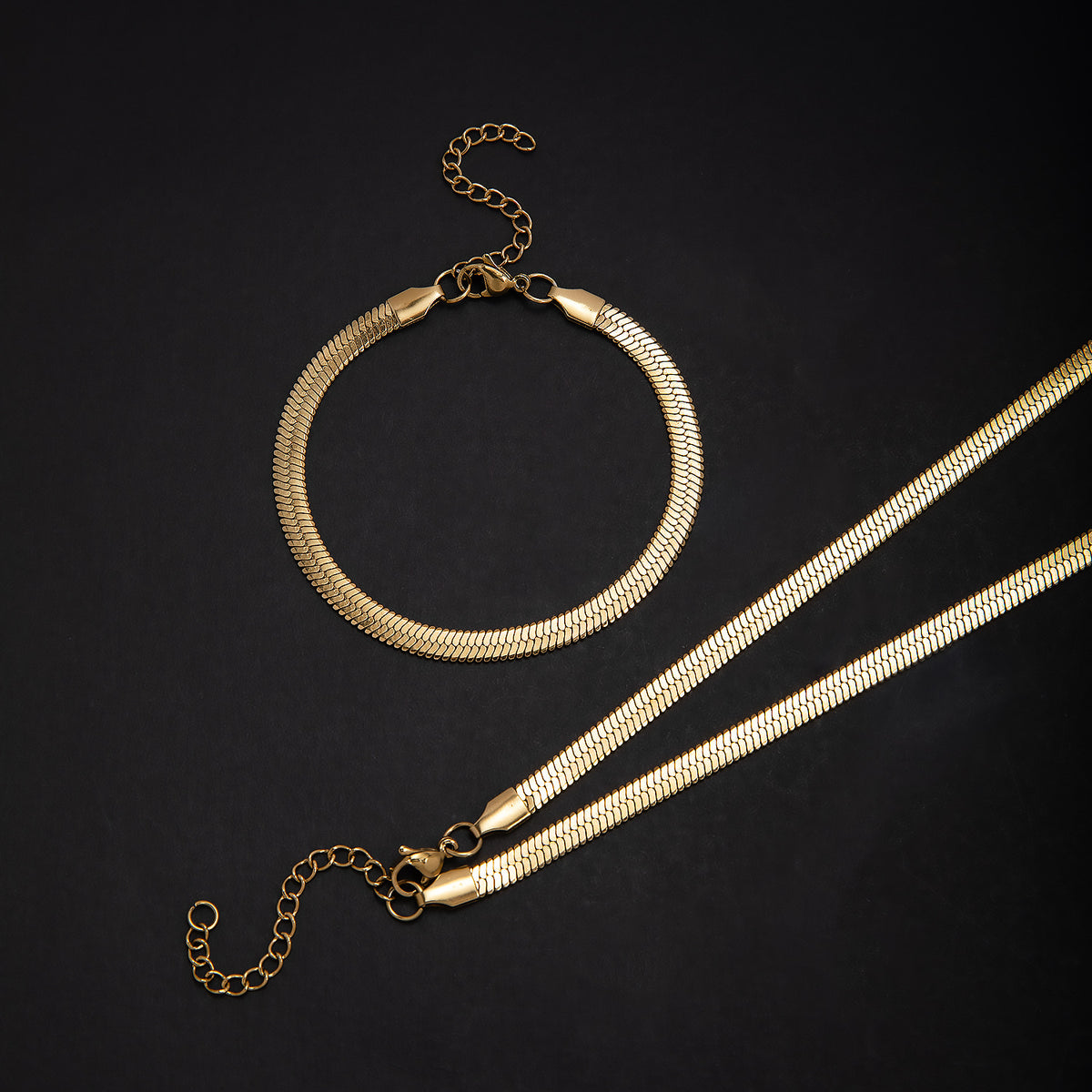 Elegantes Fischgrätenkette Schmuckset Brehn