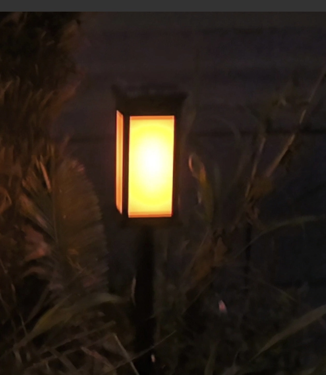 LED Gartenstecker Laterne mit satiniertem Acrylglas und wetterfestem Metallrahmen Brehn