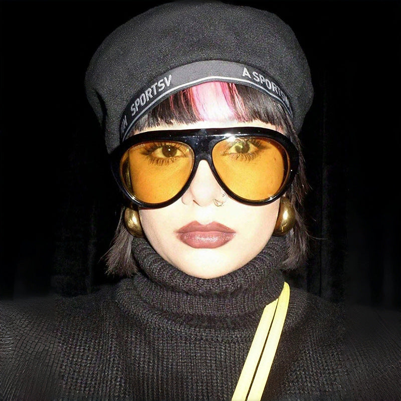 Damen Sportliche Sonnenbrille mit schnittigem Design und polarisierenden Gläsern Brehn