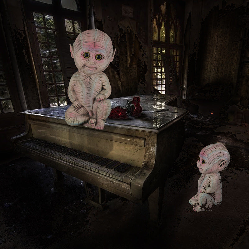 Realistische Baby Alien Figurine Brehn