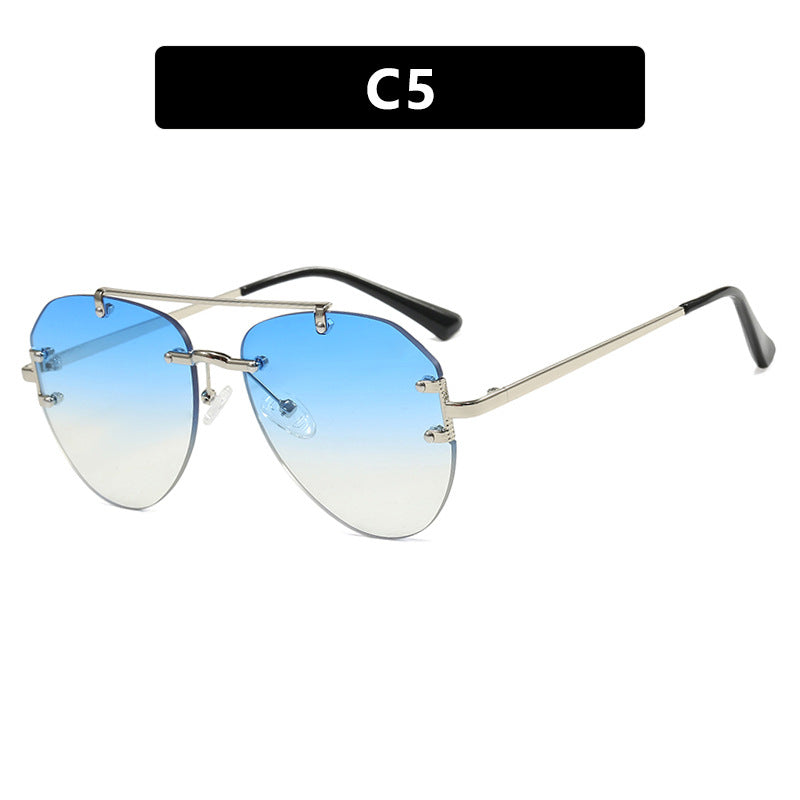 Damen moderne Piloten-Sonnenbrille mit gradienten Gläsern und dünnem Metallrahmen Brehn