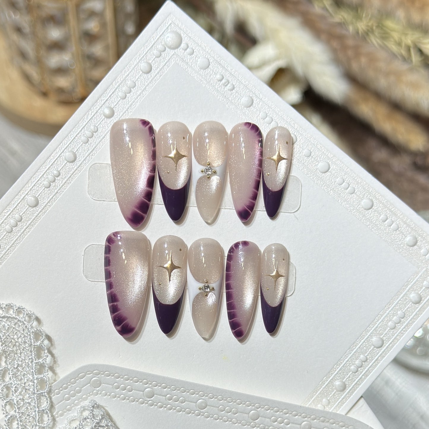 Elegantes Press-On-Nagelkunstset mit Kristalldetails Brehn