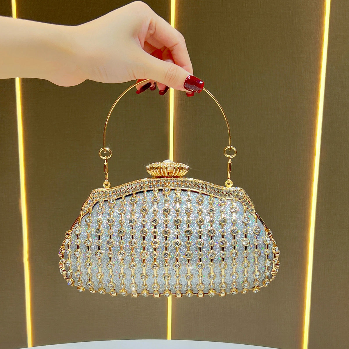 Glamouröse Kristallverzierte Abend-Handtasche