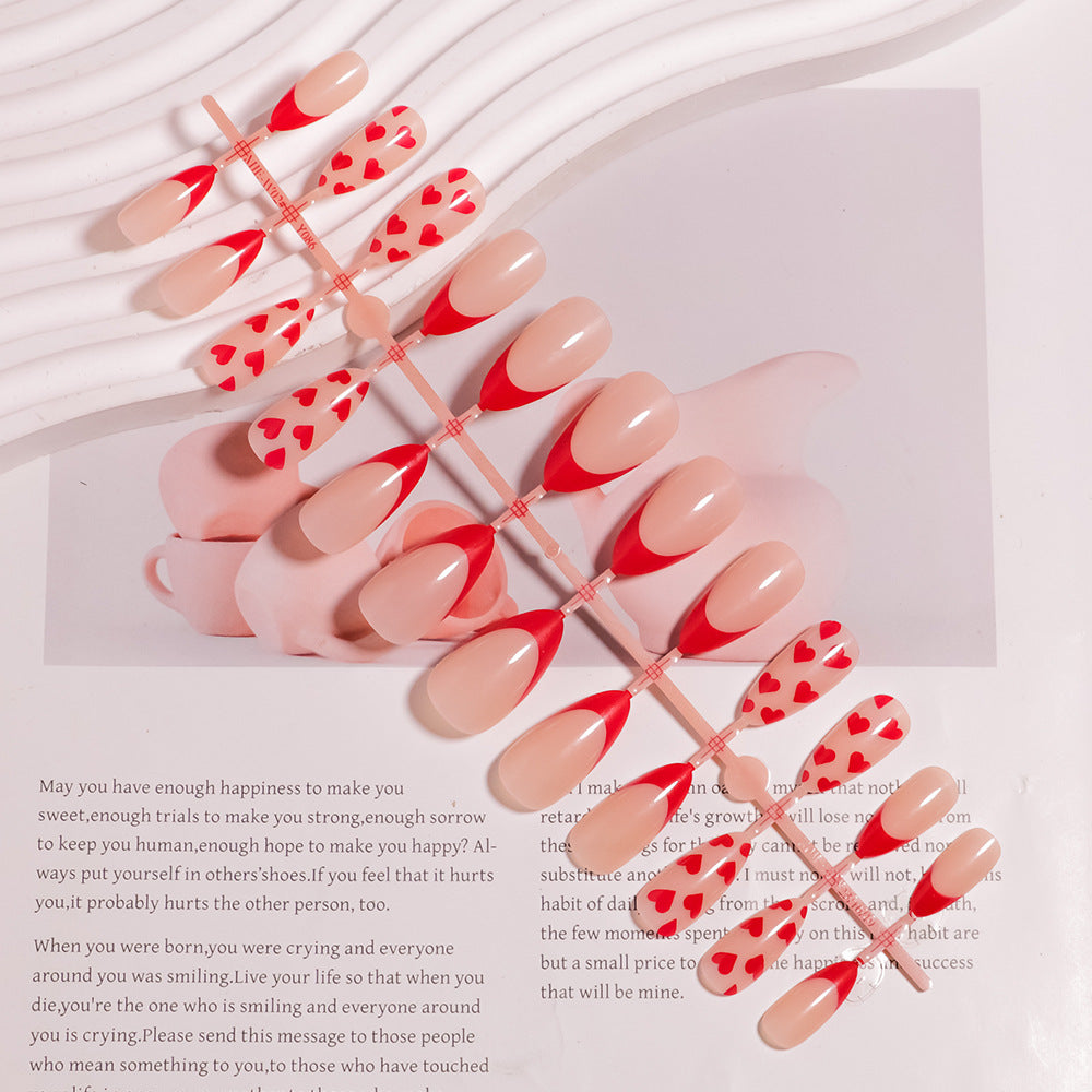 Künstlerisches Herz Designed Press-On Nail Set Brehn