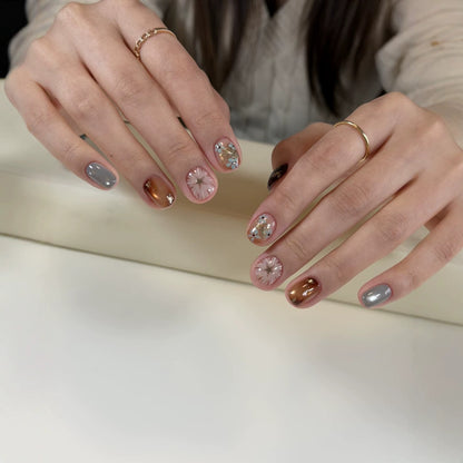 Künstlerisches Press-On Nagelset mit 3D Blütenakzenten