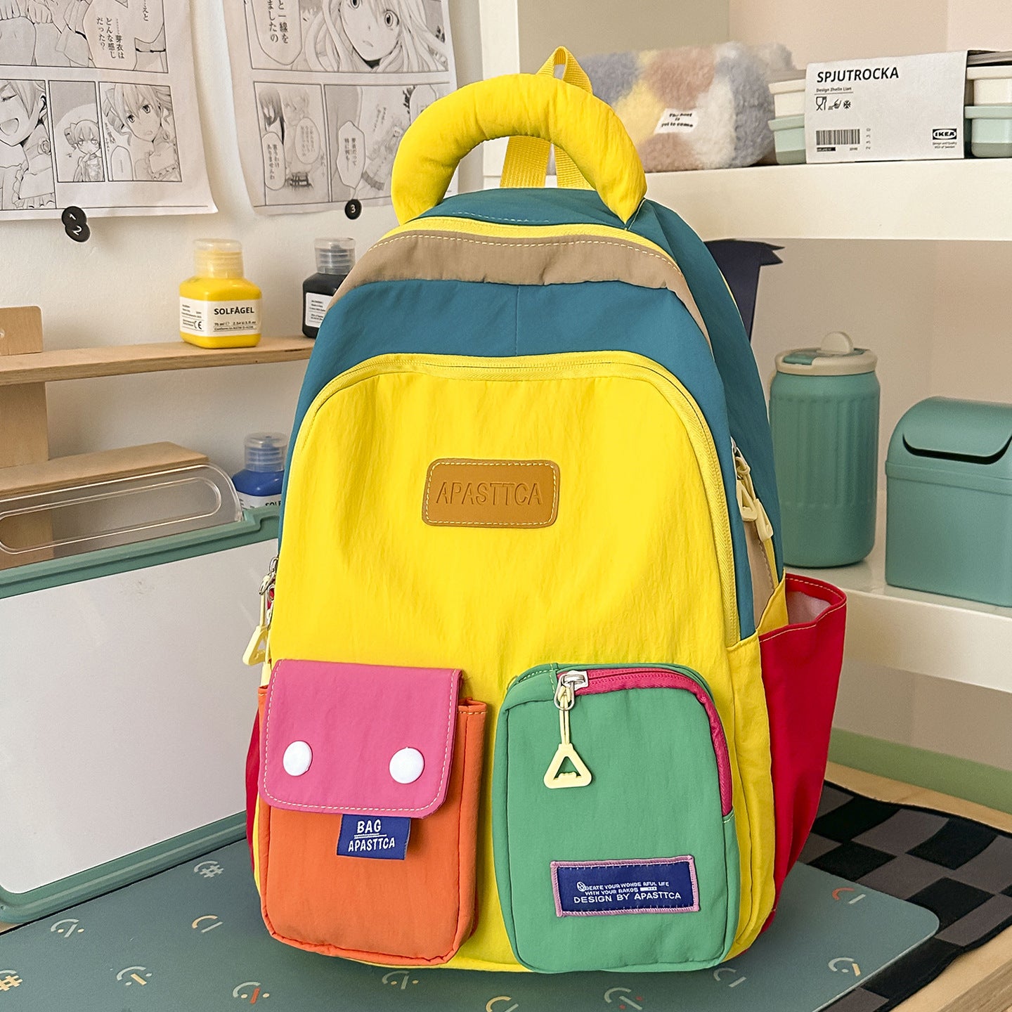 Spaßiger und funktionaler Mehrfach-Taschen Schulrucksack