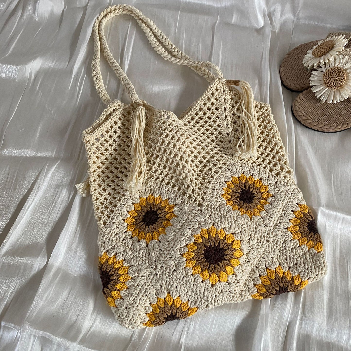 Handgeknüpfte Freizeit-Tasche mit Blumenmuster Brehn