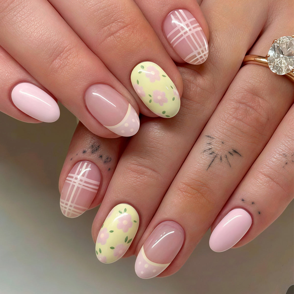 Blumenmuster Press-On Nagelkunst Tipps Brehn