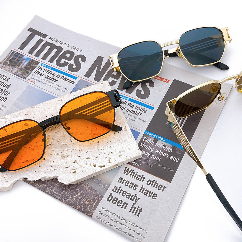 Stilvolle Oversized Sonnenbrille Im Modernen Metalldesign Brehn