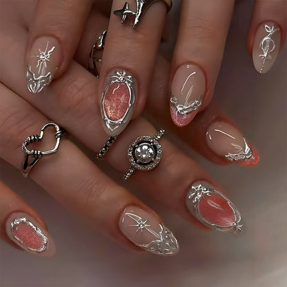 Kunstnagel Set mit Glamourösen Designs Brehn