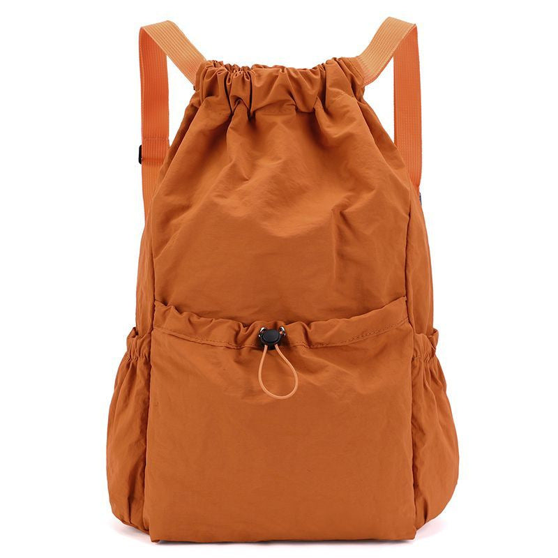 Leichter Outdoor-Rucksack mit Kordelzug